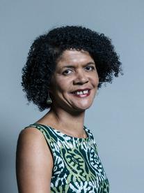 Official_portrait_of_Chi_Onwurah_crop_2.jpg